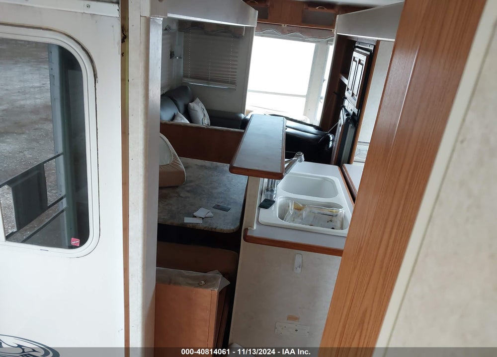 2000 OTHER JAYCO VIN: 1UJCJ02R7Y1K50055