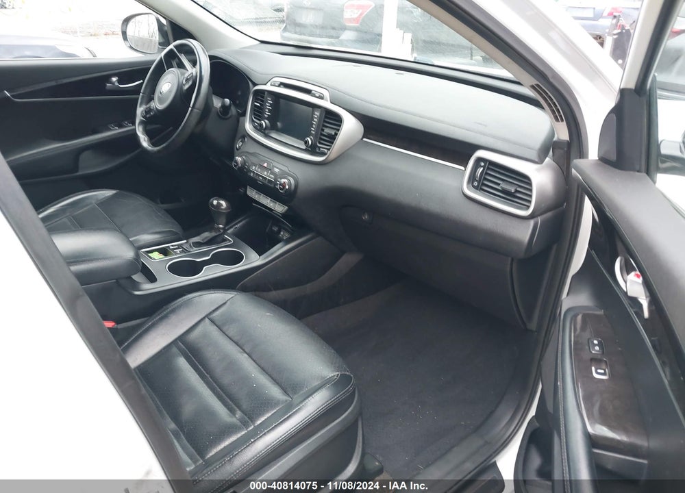 2017 KIA SORENTO 2.4L LX VIN: 5XYPG4A3XHG328994