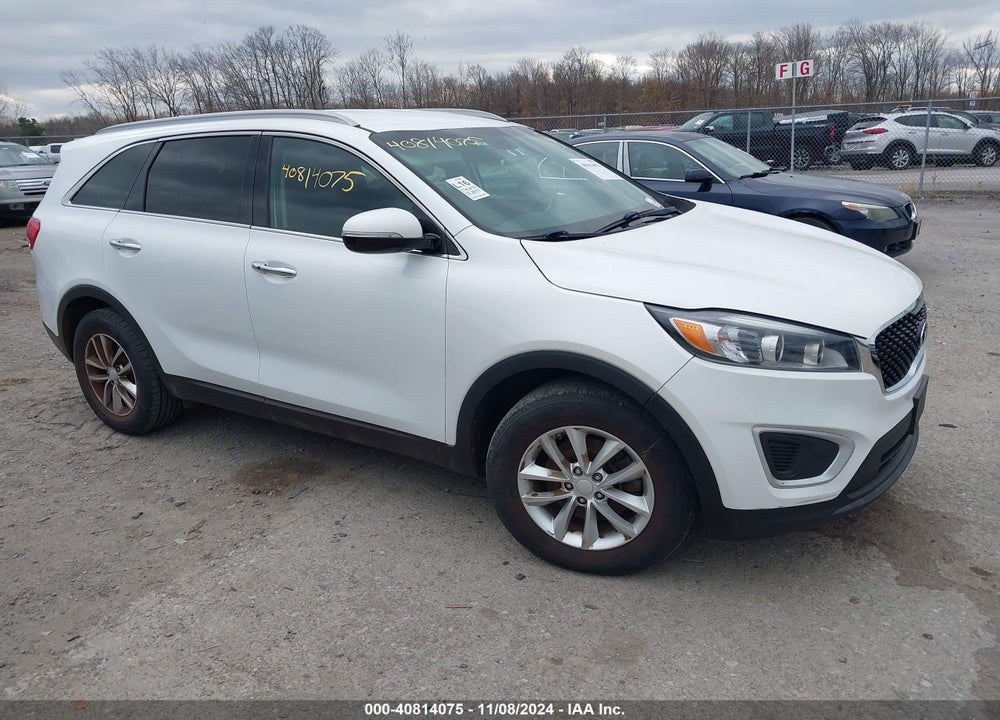 2017 KIA SORENTO 2.4L LX VIN: 5XYPG4A3XHG328994