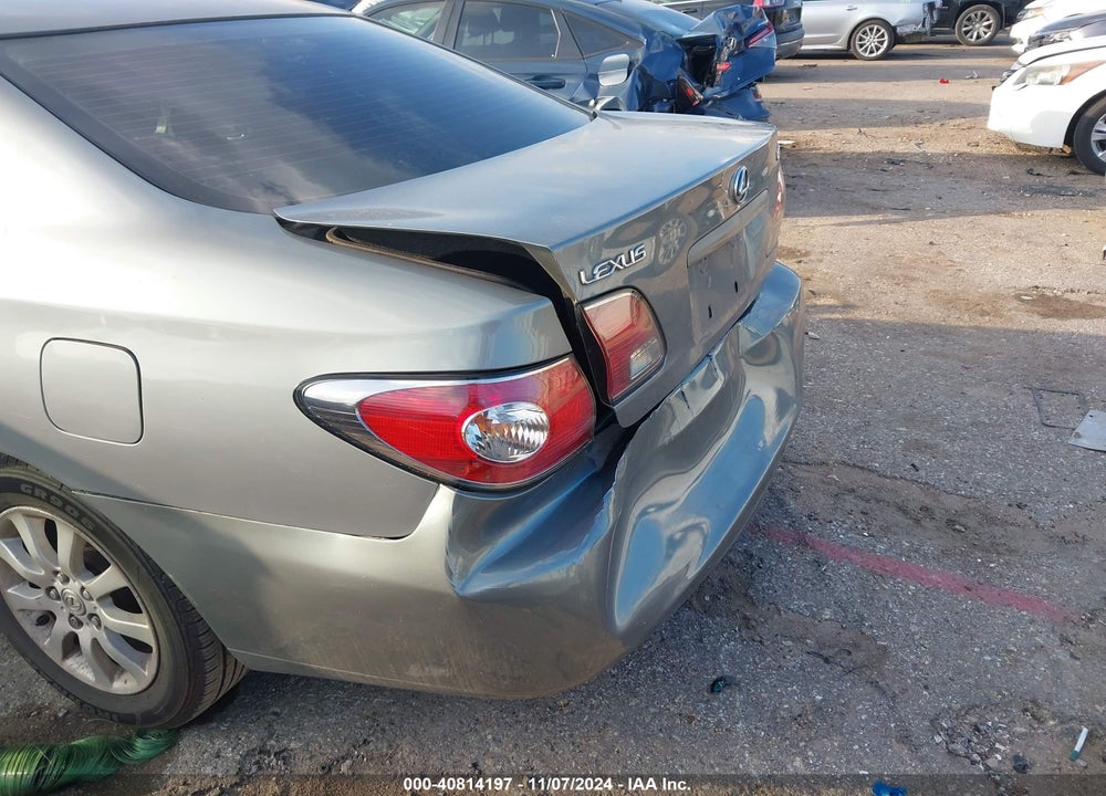 2004 LEXUS ES 330 BASE (A5) VIN: JTHBA30G740014292