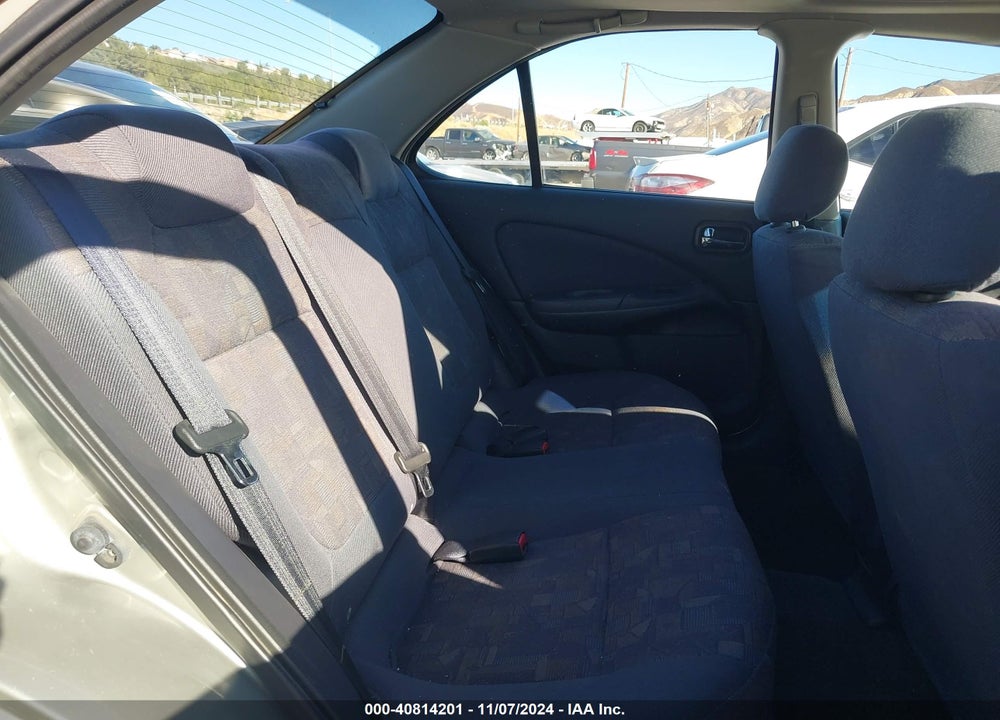 2001 NISSAN SENTRA SE- VIN: 3N1BB51D01L125928