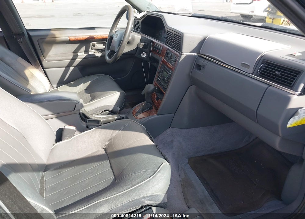 1998 VOLVO S90 VIN: YV1KS9607W1128246