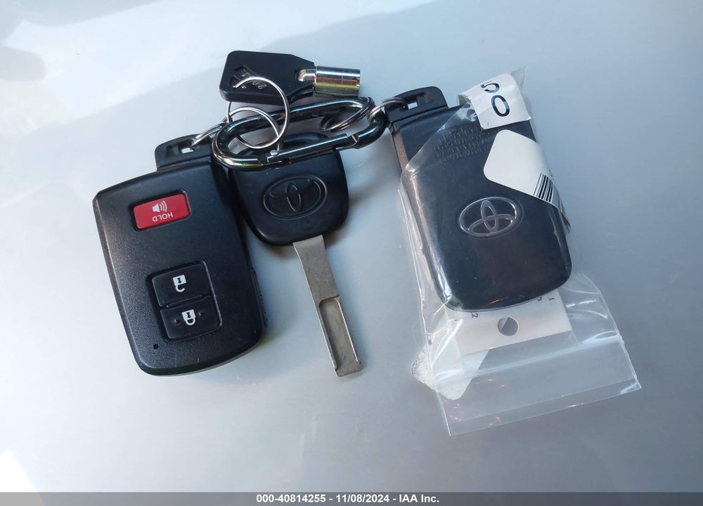 2022 TOYOTA TACOMA VIN: 3TMAZ5CN2NM182979