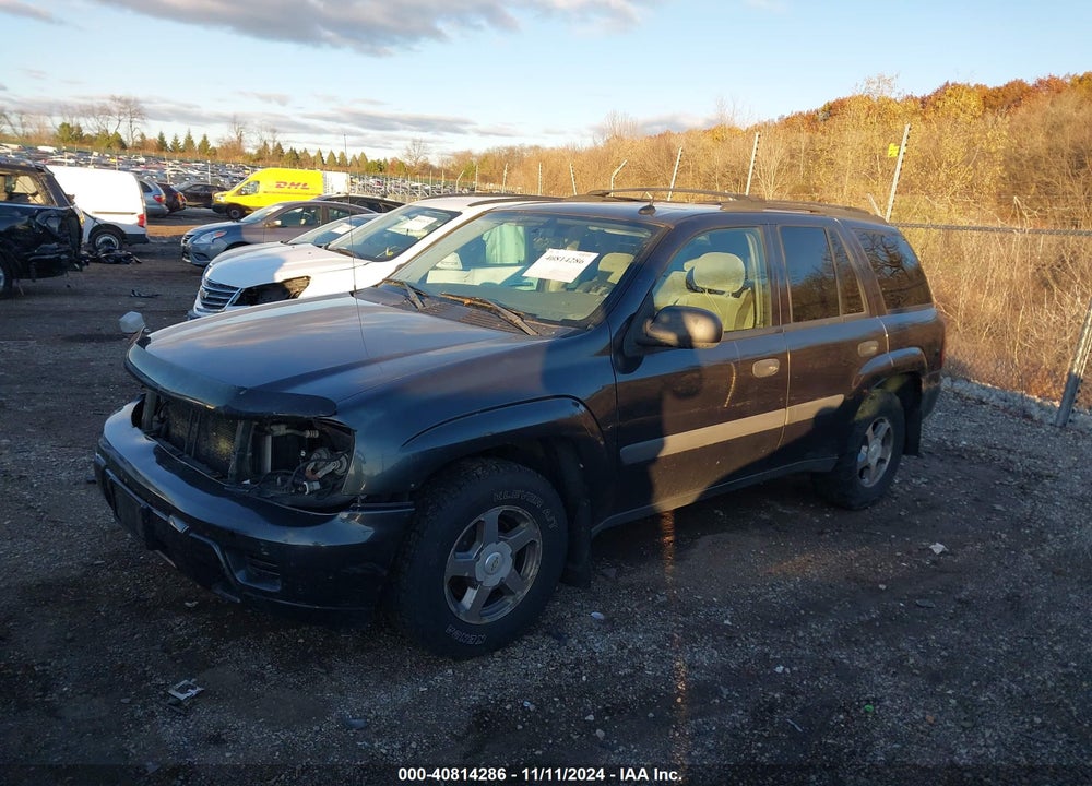 2005 CHEVROLET TRAILBLAZER LS VIN: 1GNDT13S552106720