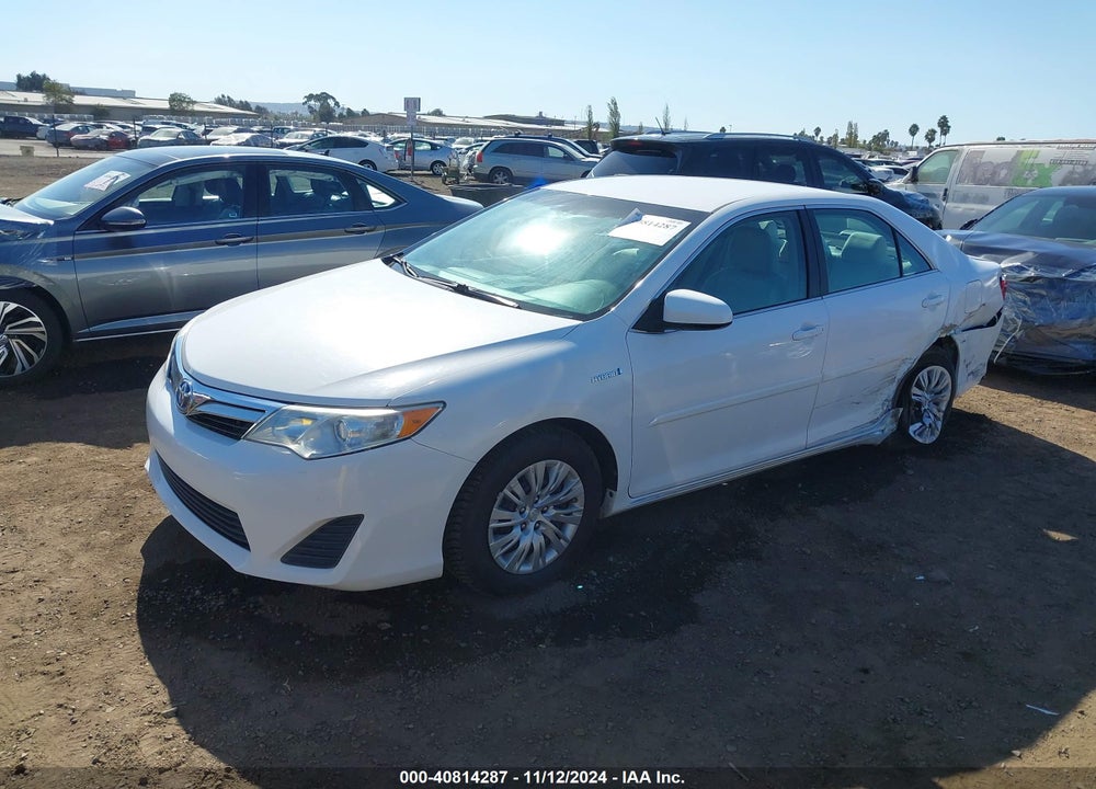 2014 TOYOTA CAMRY HYBRID LE VIN: 4T1BD1FK8EU137520