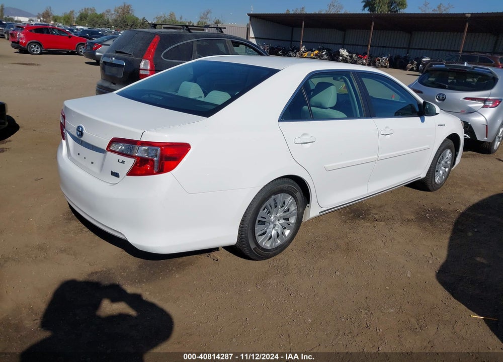 2014 TOYOTA CAMRY HYBRID LE VIN: 4T1BD1FK8EU137520