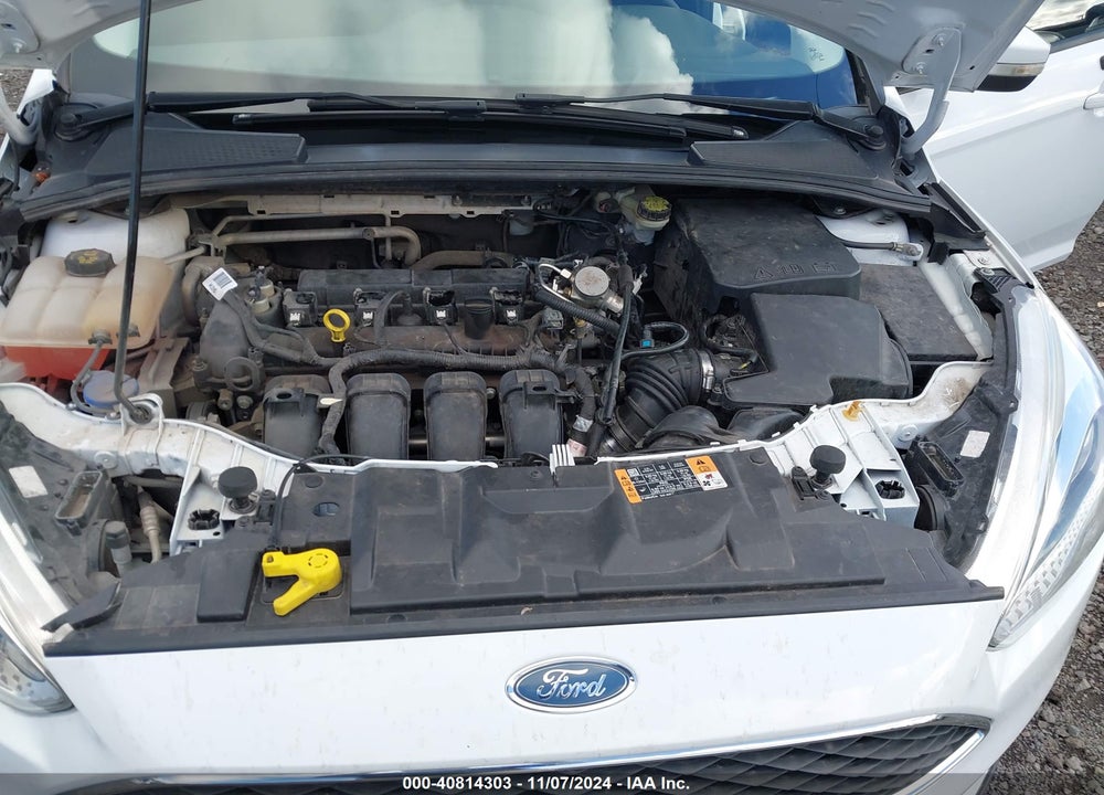 2016 FORD FOCUS SE VIN: 1FADP3K22GL385816