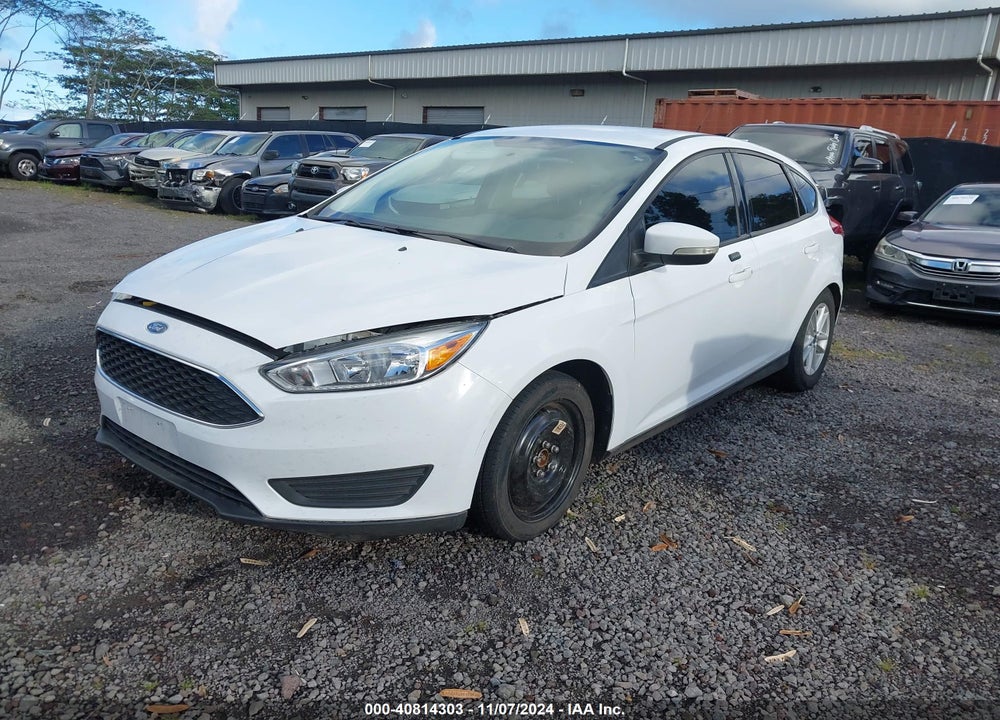 2016 FORD FOCUS SE VIN: 1FADP3K22GL385816