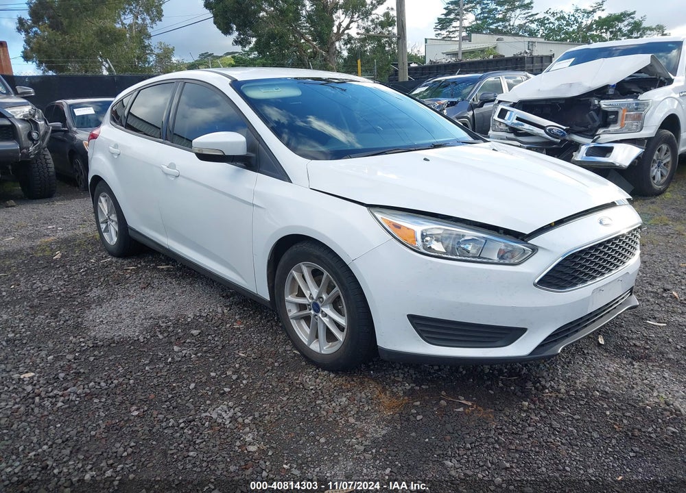 2016 FORD FOCUS SE VIN: 1FADP3K22GL385816