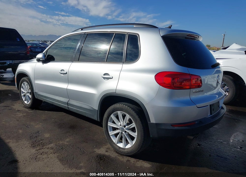2018 VOLKSWAGEN TIGUAN LIMITED 2.0T VIN: WVGAV7AX4JK001373