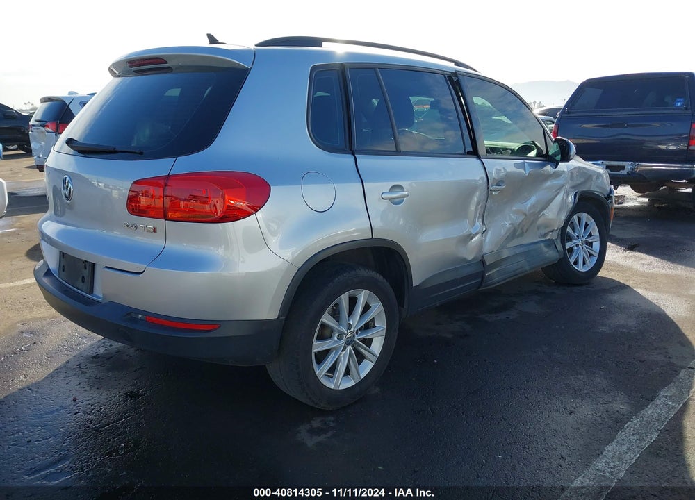 2018 VOLKSWAGEN TIGUAN LIMITED 2.0T VIN: WVGAV7AX4JK001373