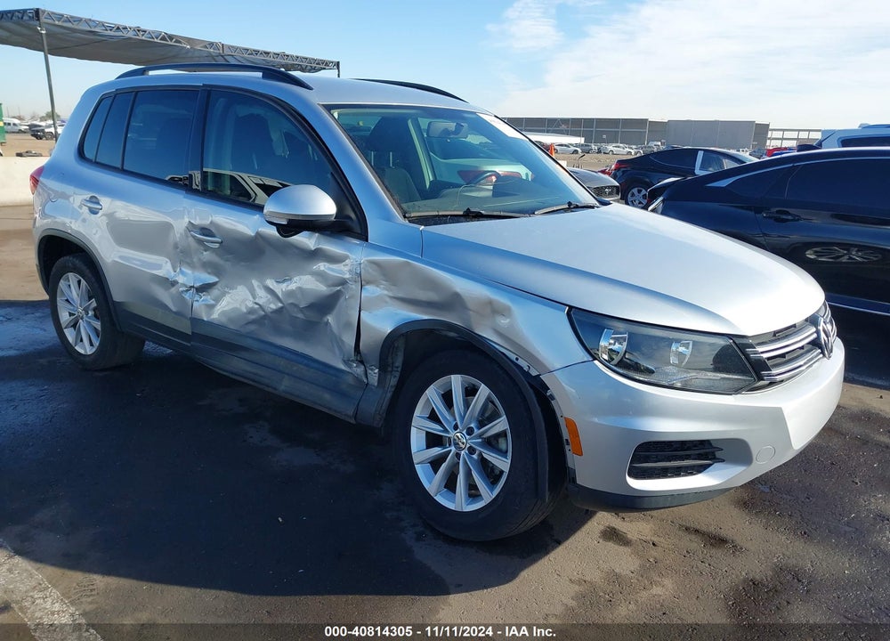 2018 VOLKSWAGEN TIGUAN LIMITED 2.0T VIN: WVGAV7AX4JK001373