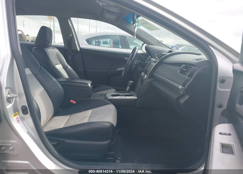 2014 TOYOTA CAMRY SE VIN: 4T1BF1FK5EU381295