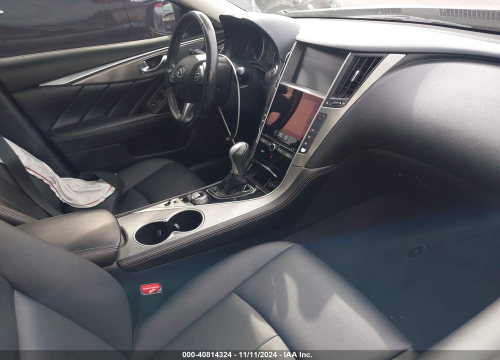 2016 INFINITI Q50 2.0T BASE VIN: JN1CV7AR8GM250984