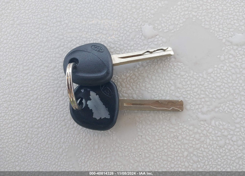 2012 KIA RIO5 EX VIN: KNADN5A32C6090811