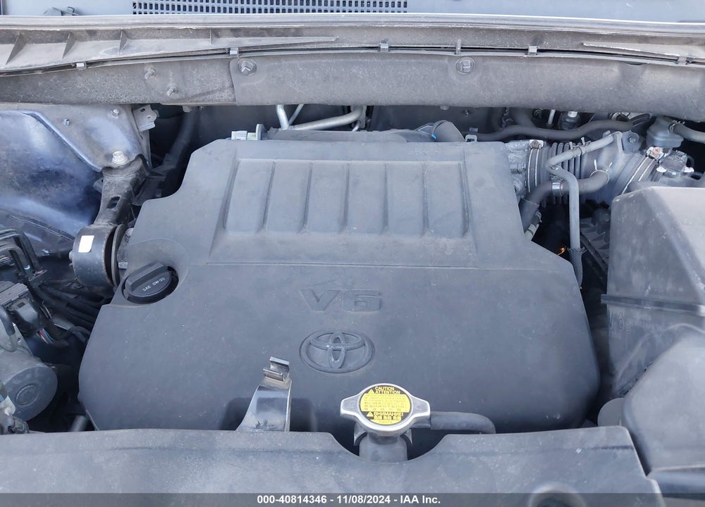 2014 TOYOTA HIGHLANDER XLE V6 VIN: 5TDJKRFH3ES014043