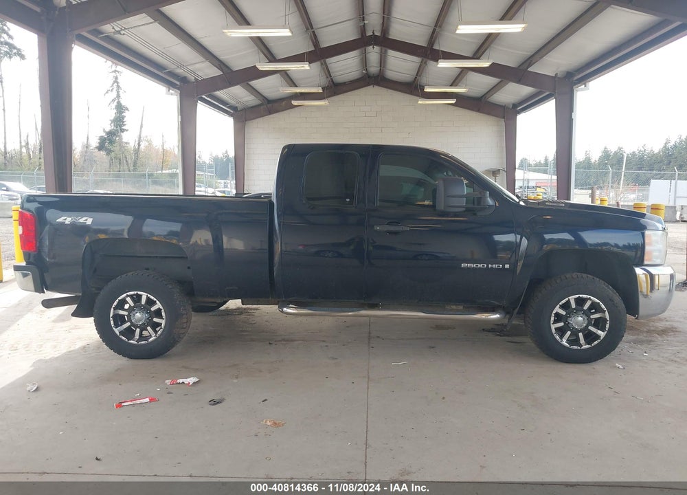 2008 CHEVROLET SILVERADO 2500HD WORK TRUCK VIN: 1GCHK29K78E102214