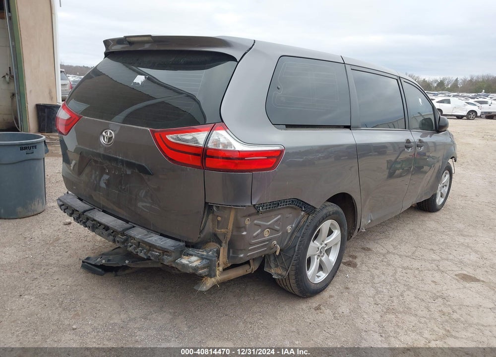 2018 TOYOTA SIENNA L 7 PASSENGER VIN: 5TDZZ3DC6JS952339