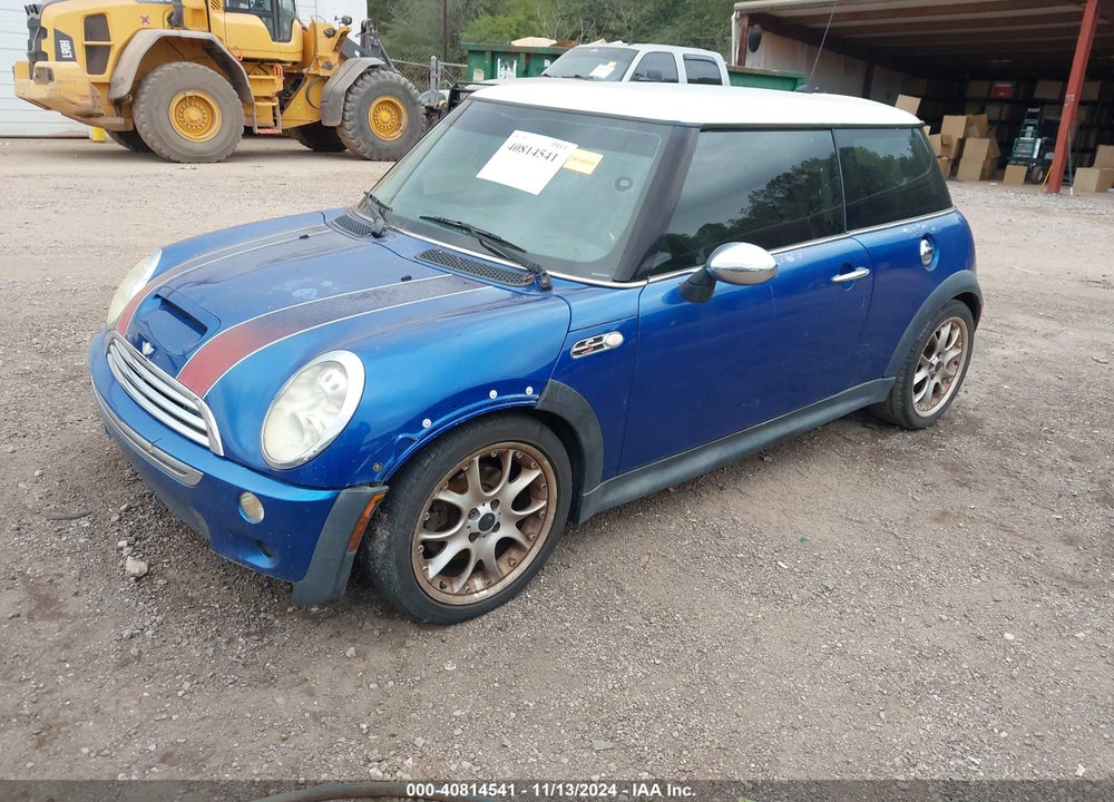 2006 MINI COOPER S VIN: WMWRE33576TJ35093