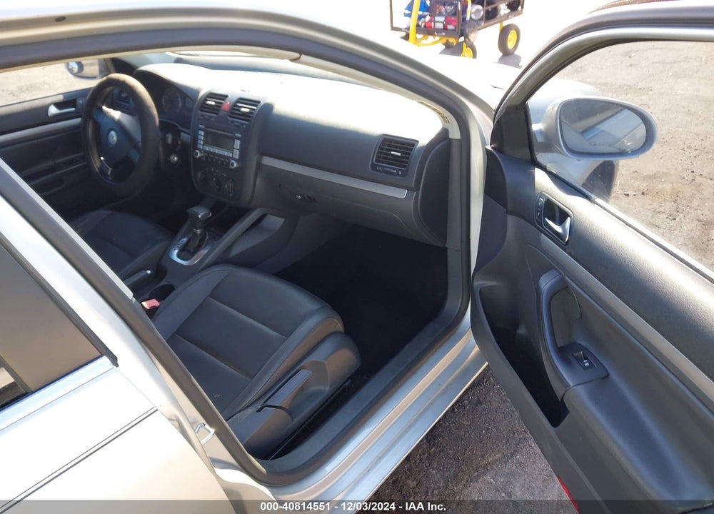 2009 VOLKSWAGEN JETTA SE VIN: 3VWRM71K09M025461