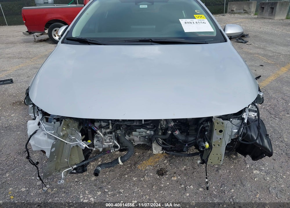 2024 TOYOTA COROLLA LE VIN: 5YFB4MDE4RP180788
