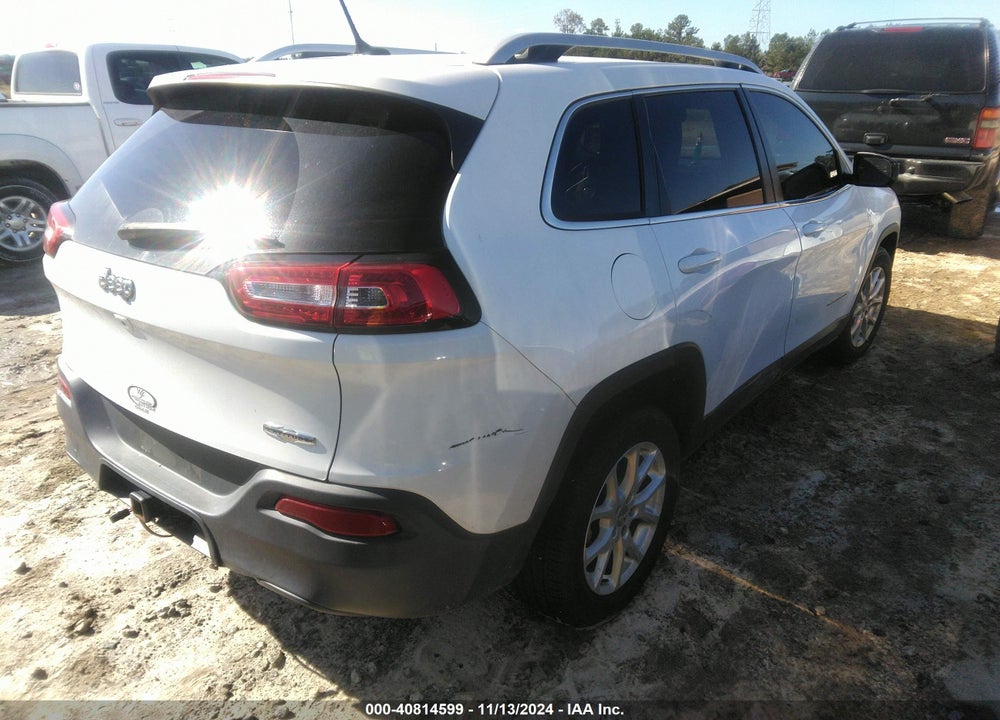2018 JEEP CHEROKEE LATITUDE FWD VIN: 1C4PJLCB6JD553384