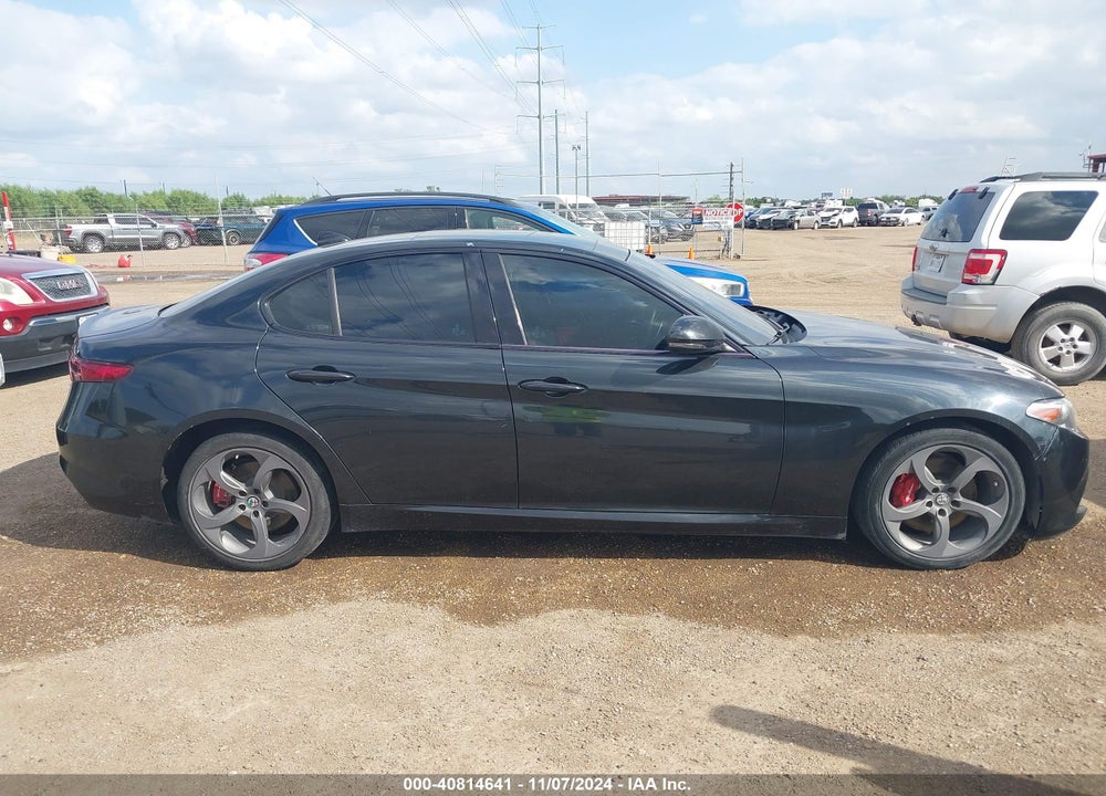 2017 ALFA ROMEO GIULIA AWD VIN: ZARFAEDN4H7537960
