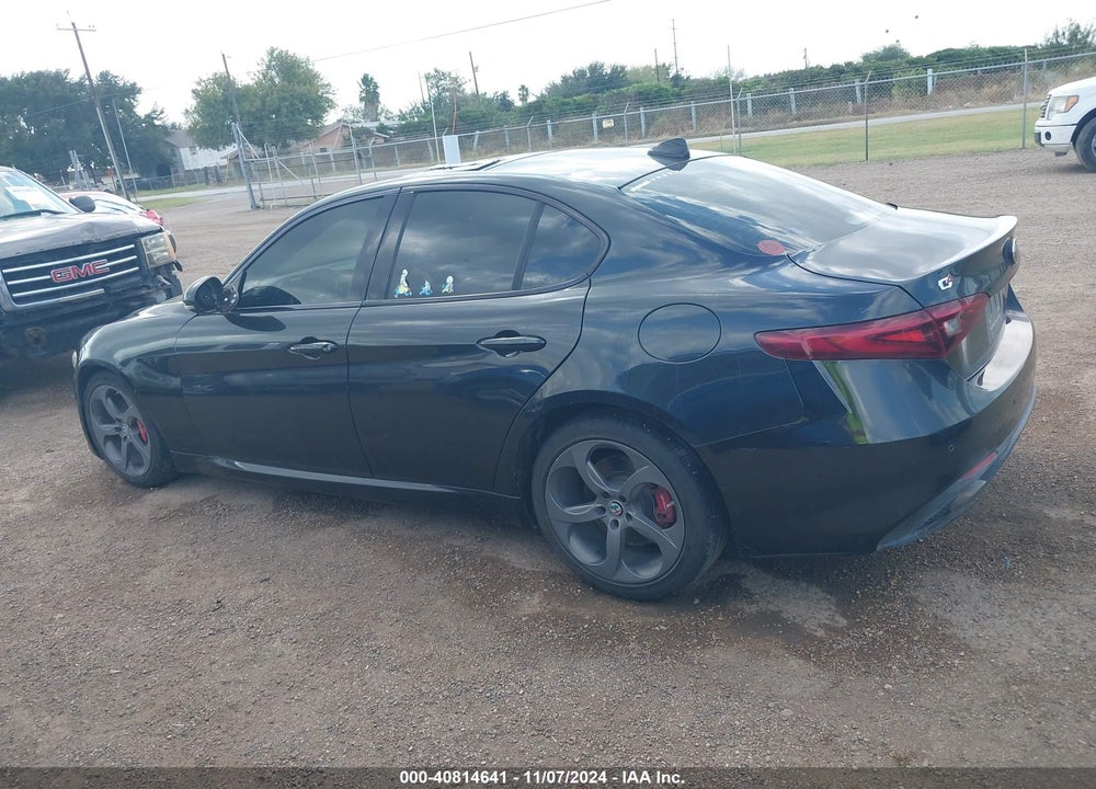 2017 ALFA ROMEO GIULIA AWD VIN: ZARFAEDN4H7537960