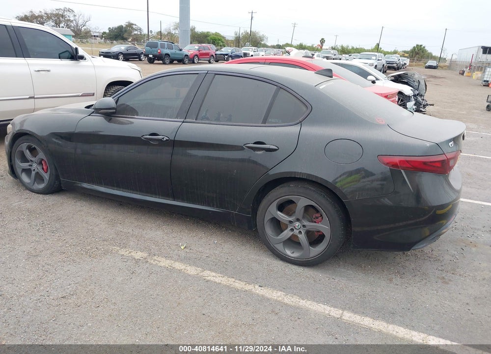 2017 ALFA ROMEO GIULIA AWD VIN: ZARFAEDN4H7537960