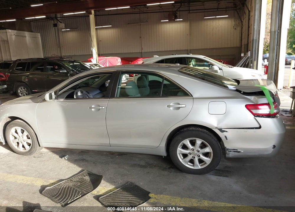 2011 TOYOTA CAMRY LE VIN: 4T1BF3EKXBU750564