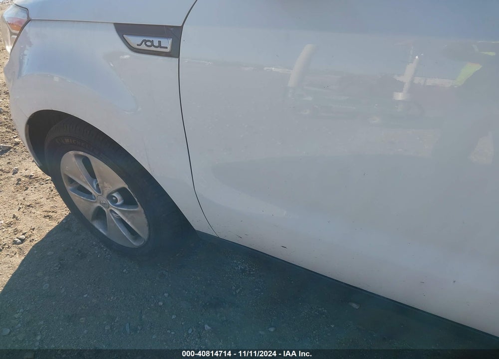 2016 KIA SOUL VIN: KNDJN2A26G7259059