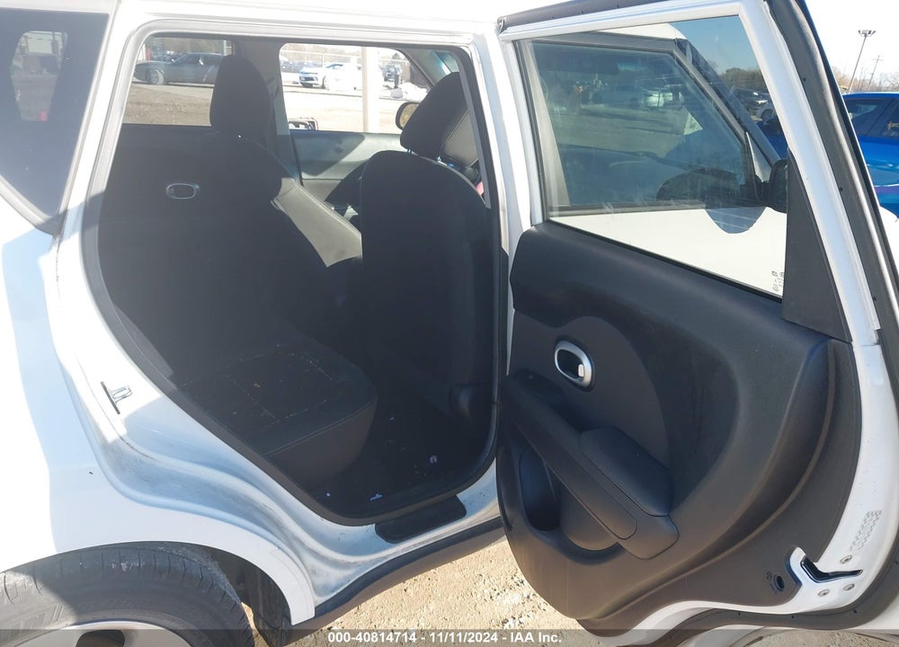 2016 KIA SOUL VIN: KNDJN2A26G7259059