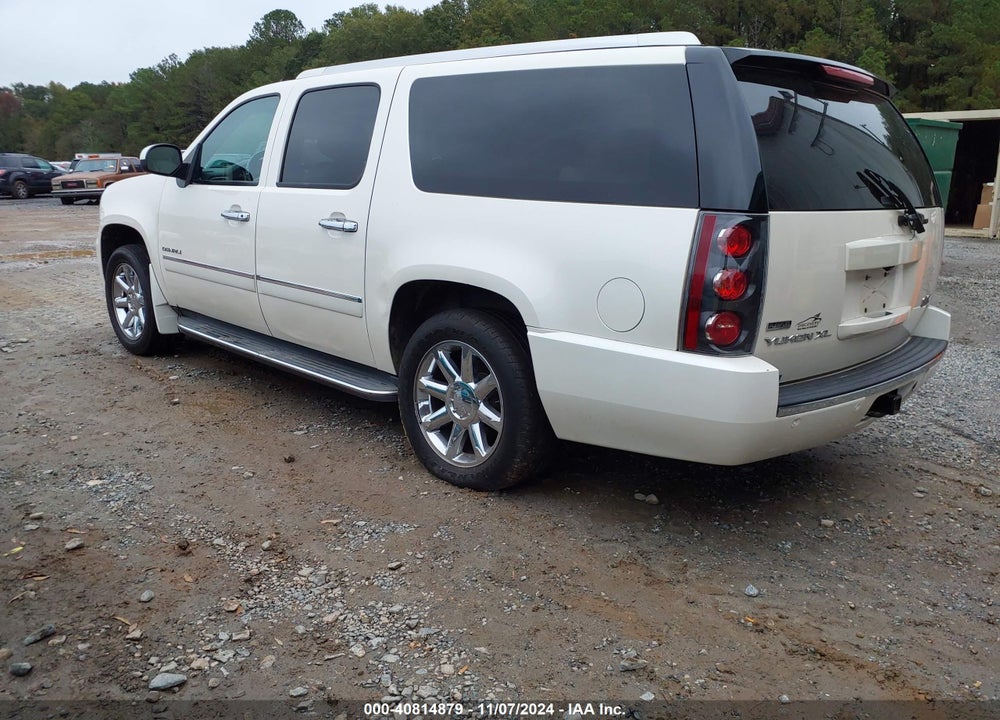 2012 GMC YUKON XL 1500 DENALI VIN: 1GKS2MEF5CR275777