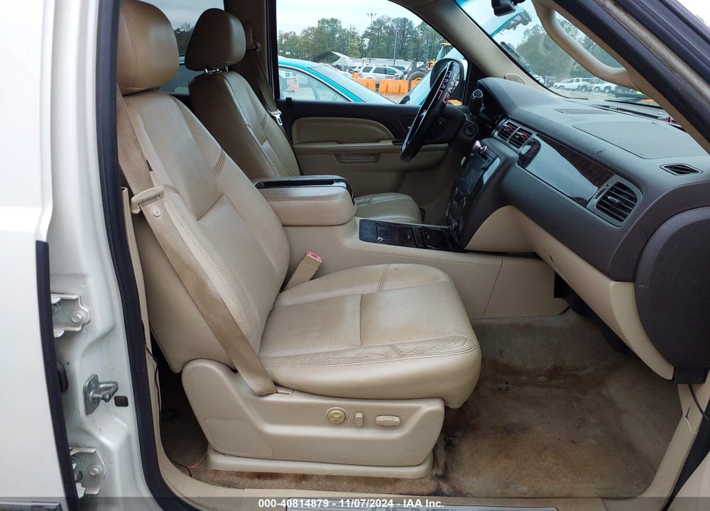 2012 GMC YUKON XL 1500 DENALI VIN: 1GKS2MEF5CR275777