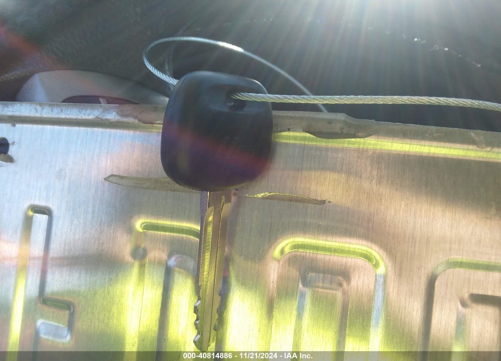 2008 TOYOTA CAMRY LE VIN: 4T1BE46KX8U262683