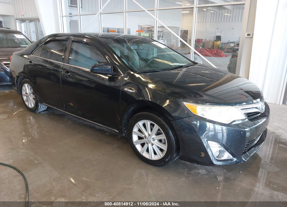 2014 TOYOTA CAMRY HYBRID XLE VIN: 4T1BD1FK5EU132503
