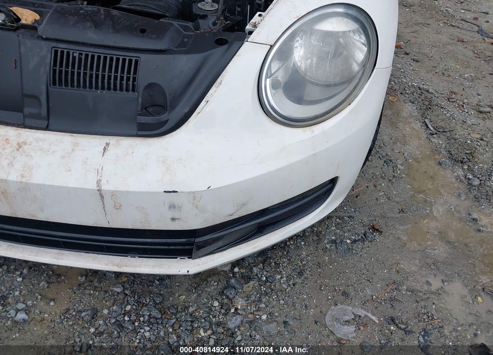 2013 VOLKSWAGEN BEETLE VIN: 3VWJX7AT6DM609255