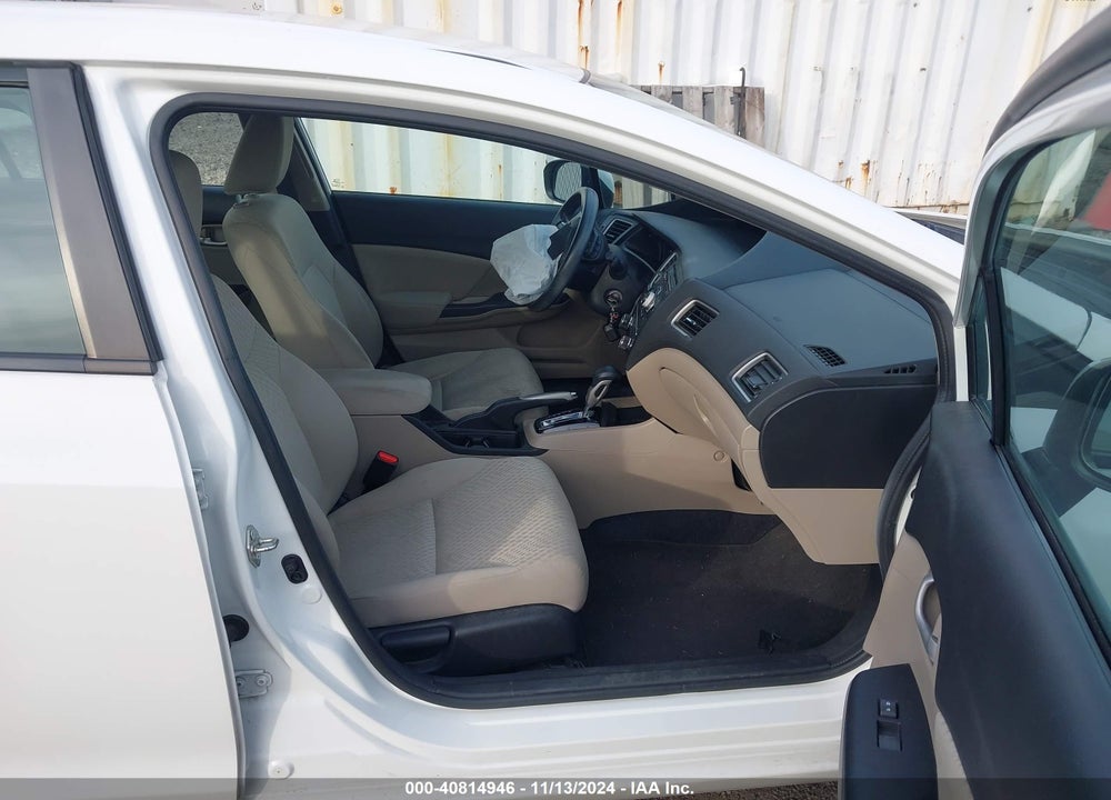 2014 HONDA CIVIC LX VIN: 19XFB2F56EE029424