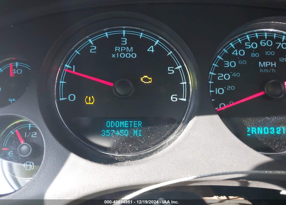 2007 CHEVROLET TAHOE LT VIN: 1GNFC13J47R333679