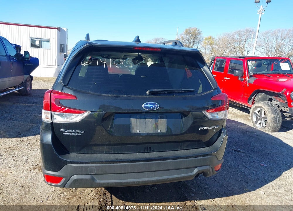 2024 SUBARU FORESTER PREMIUM VIN: JF2SKADC4RH426237