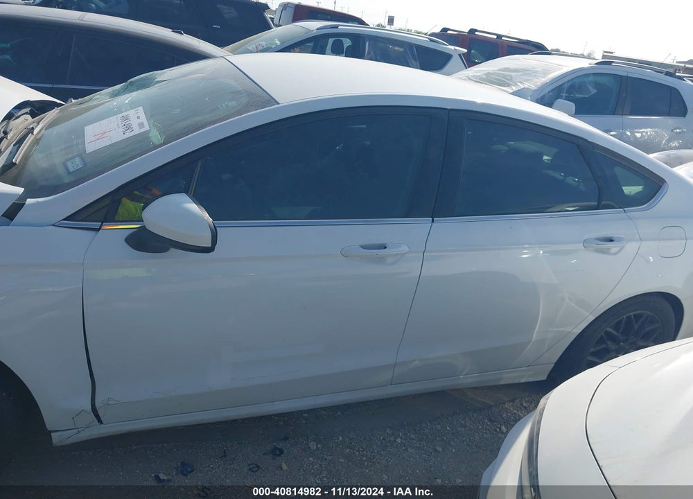 2019 FORD FUSION SE VIN: 3FA6P0HD0KR147876