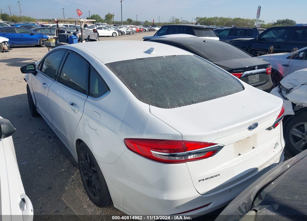2019 FORD FUSION SE VIN: 3FA6P0HD0KR147876