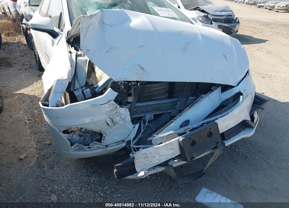 2019 FORD FUSION SE VIN: 3FA6P0HD0KR147876