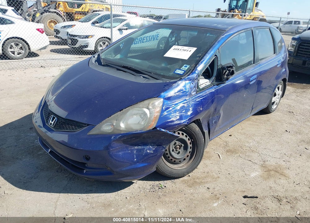 2010 HONDA FIT VIN: JHMGE8H21AS005815