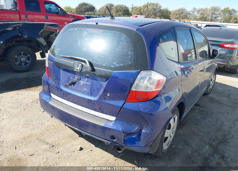 2010 HONDA FIT VIN: JHMGE8H21AS005815
