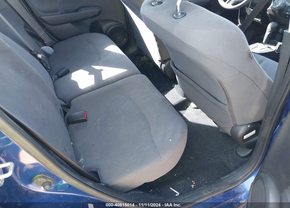 2010 HONDA FIT VIN: JHMGE8H21AS005815