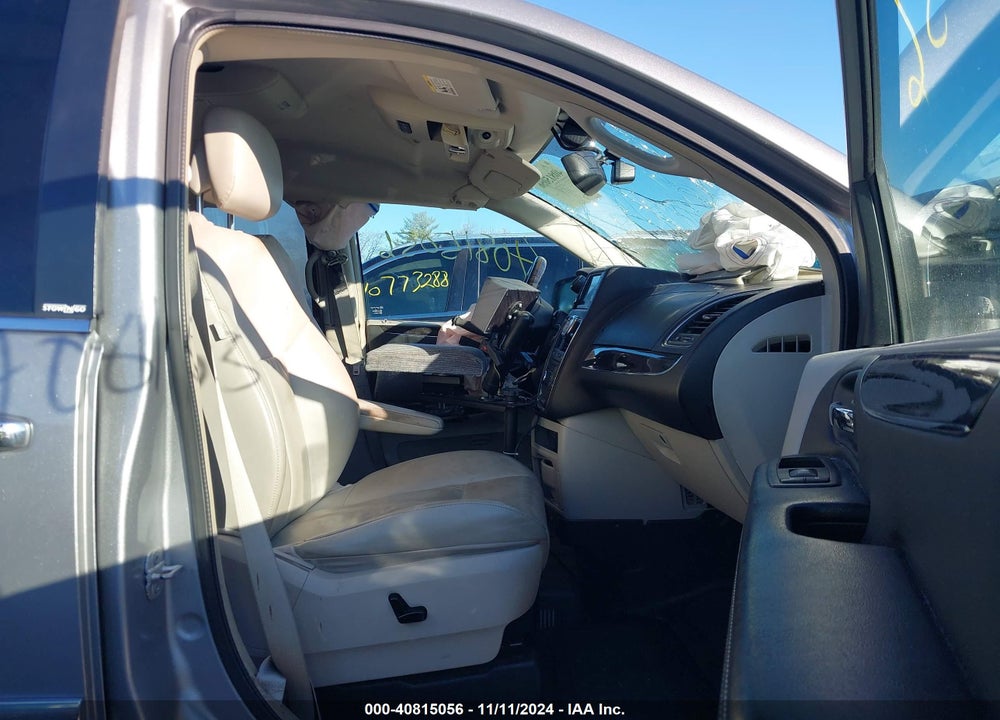 2013 CHRYSLER TOWN & COUNTRY LIMITED VIN: 2C4RC1GG4DR776845
