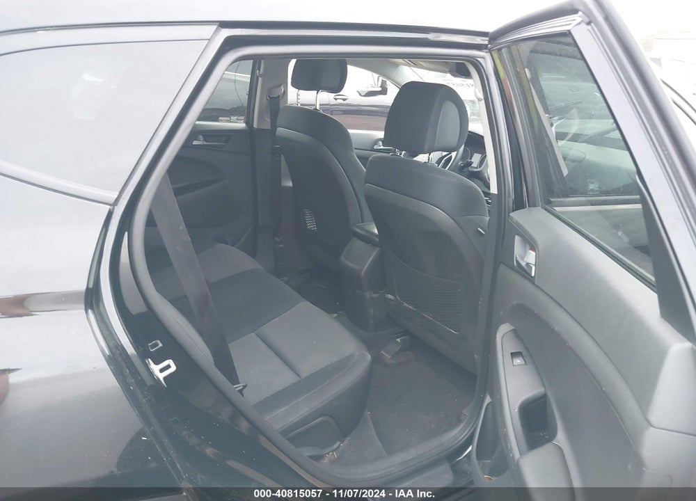 2016 HYUNDAI TUCSON SE VIN: KM8J3CA47GU252874