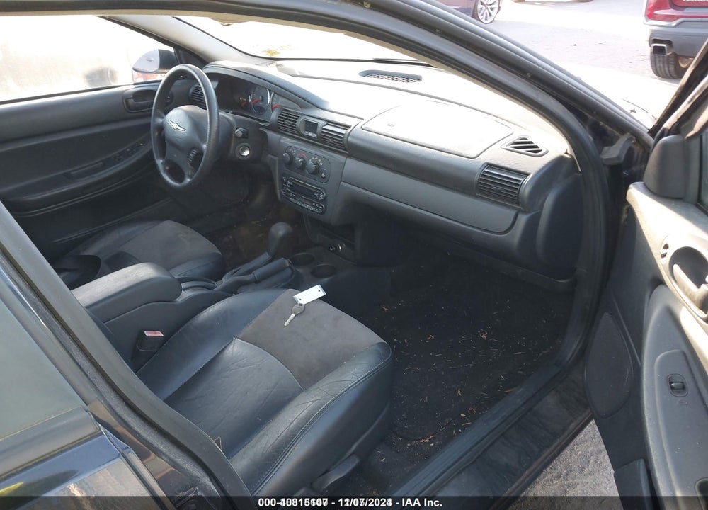 2005 CHRYSLER SEBRING VIN: 1C3EL46X45N686132