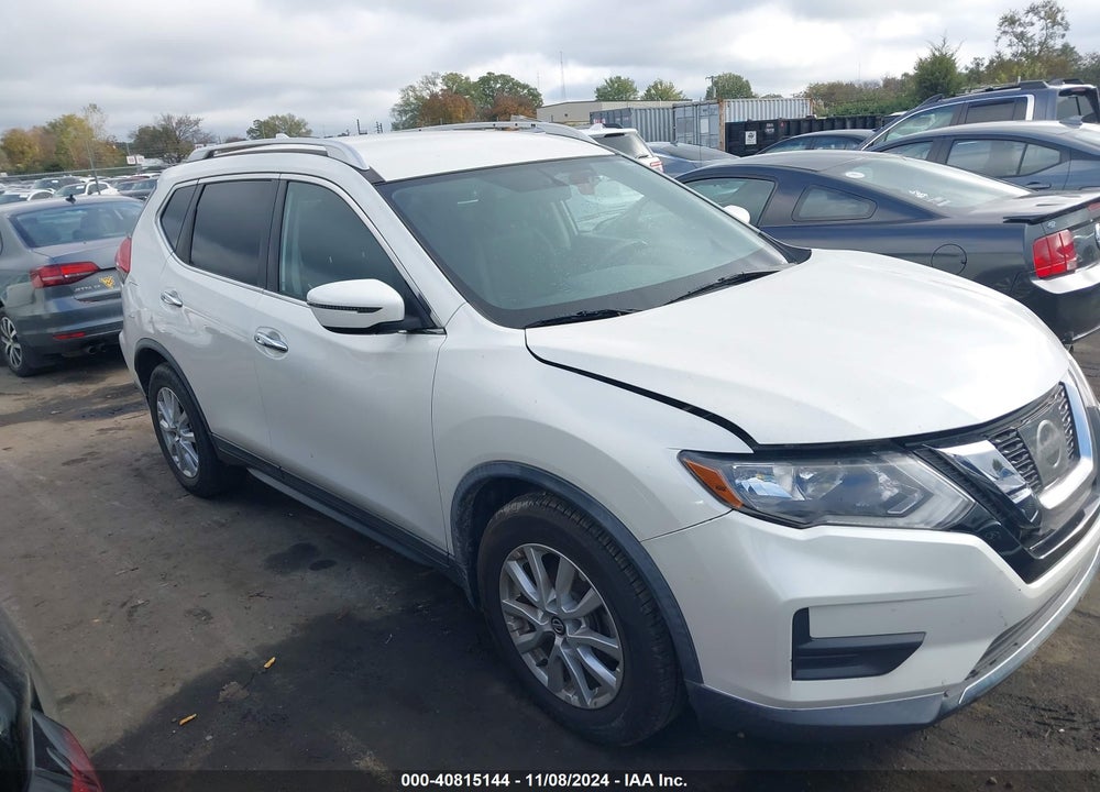 2017 NISSAN ROGUE SV VIN: KNMAT2MT8HP601123